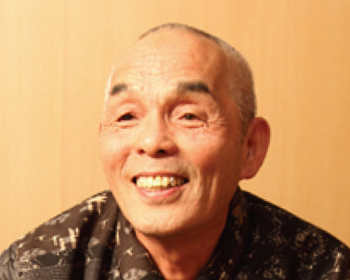 藤原明達さま(64歳)土木関係のお仕事でご多忙の中、「還元性水素水」を毎日ご愛飲いただき、趣味も満喫されていらっしゃいます。
